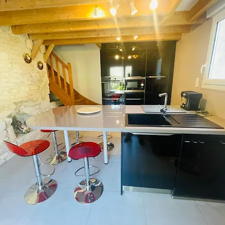 Maison En Pierre De Caen Charmante Et Confortable Et Sa Terrasse Privative Entre Terre Et Bretteville-sur-Odon