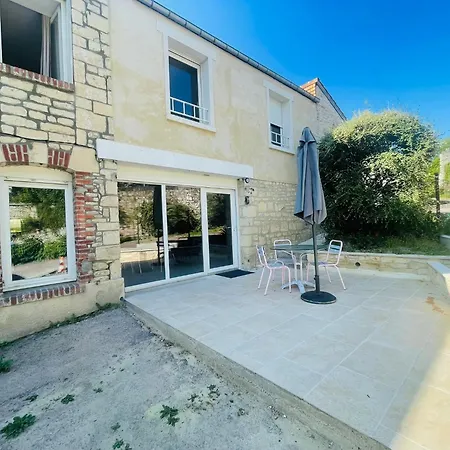 Maison En Pierre De Caen Charmante Et Confortable Et Sa Terrasse Privative Entre Terre Et בית נופש