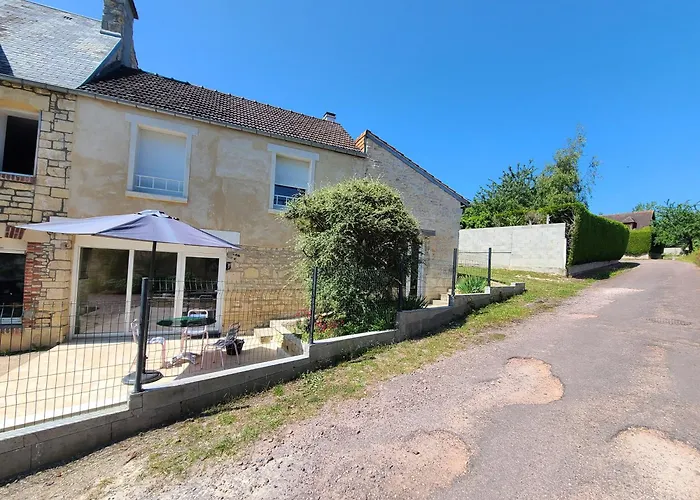 Casa vacanze Maison En Pierre De Caen Charmante Et Confortable Et Sa Terrasse Privative Entre Terre Et
