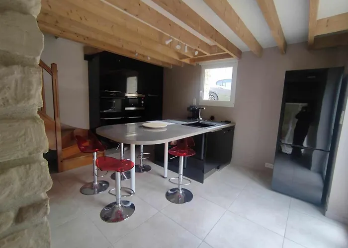 Maison En Pierre De Caen Charmante Et Confortable Et Sa Terrasse Privative Entre Terre Et Bretteville-sur-Odon